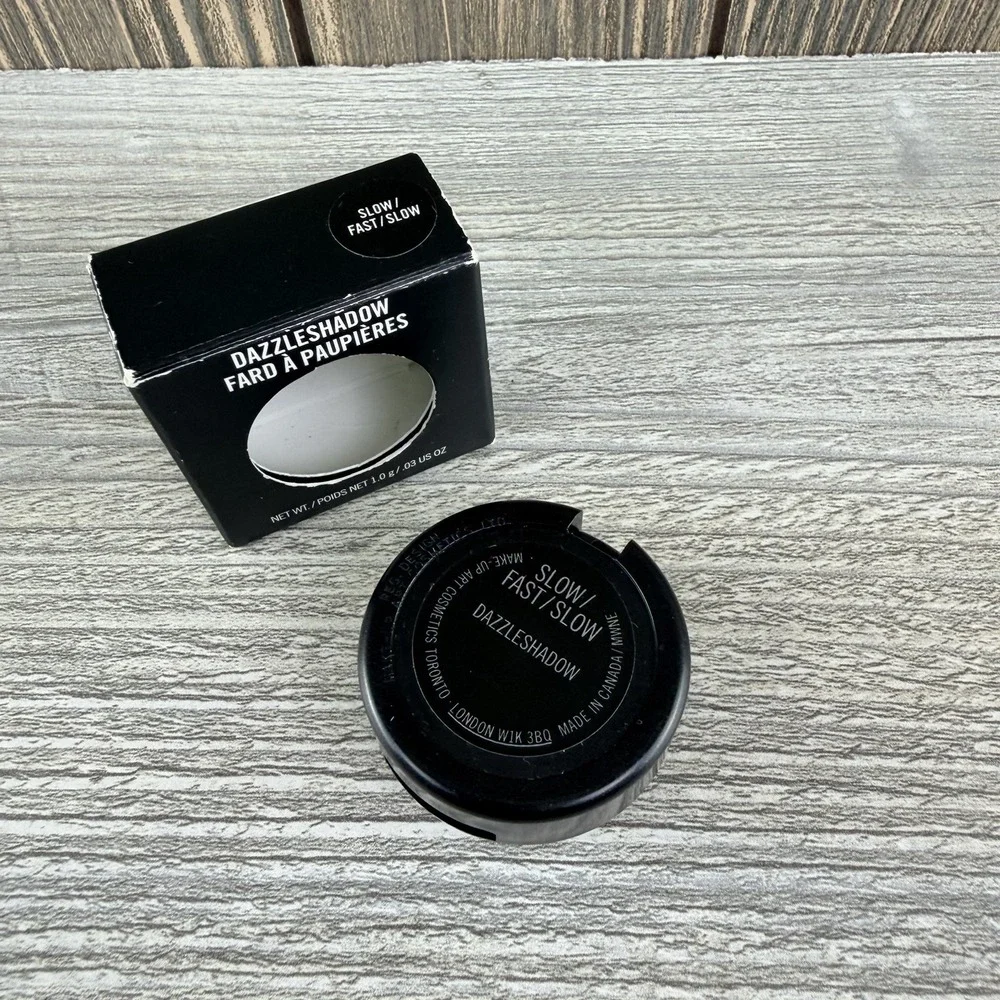 MAC Slow/Fast/Slow Dazzleshadow New in Box